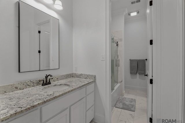 13115 Diversion Canal Rd, St Amant, LA 70774