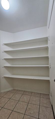 2120 Stonewood Drive, Lancaster, TX 75134