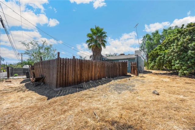 21607 Club, Perris, CA 92570