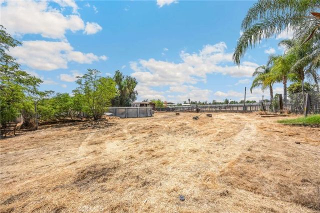 21607 Club, Perris, CA 92570
