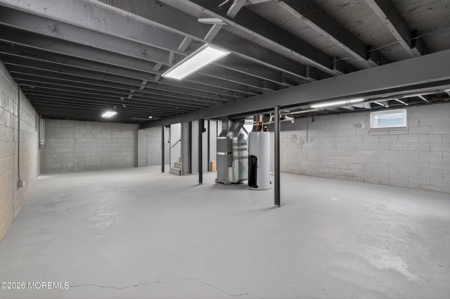 101 Hudson Avenue, Hazlet, NJ 07734