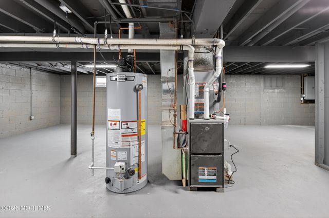 101 Hudson Avenue, Hazlet, NJ 07734