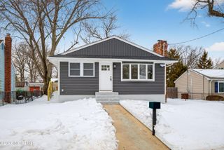 101 Hudson Avenue, Hazlet, NJ 07734