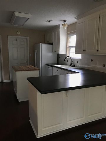 110 Bridgeway Lane, Madison, AL 35758