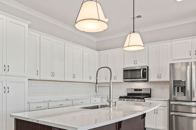 2034 Comradery Way, Murrells Inlet, SC 29576