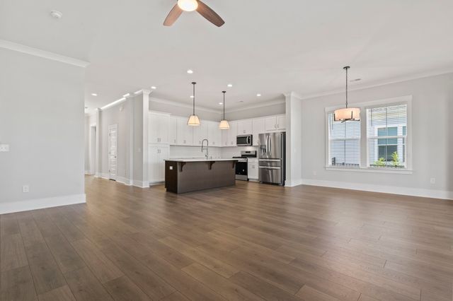 2034 Comradery Way, Murrells Inlet, SC 29576