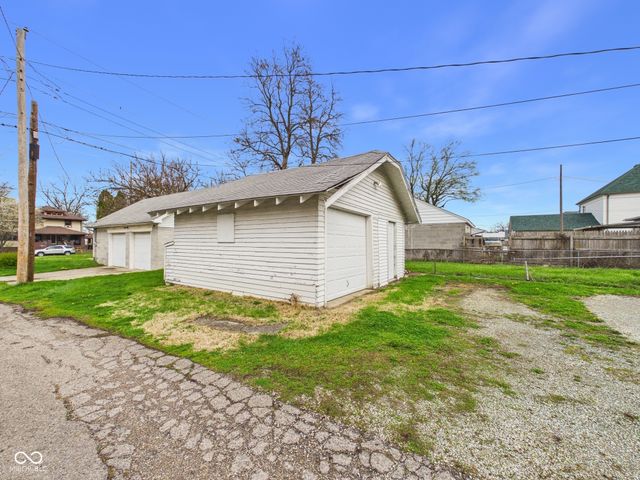 1525 Noble Street, Anderson, IN 46016