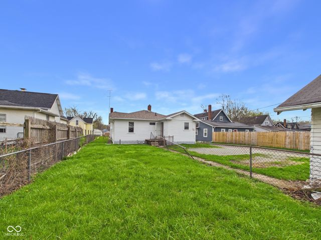 1525 Noble Street, Anderson, IN 46016
