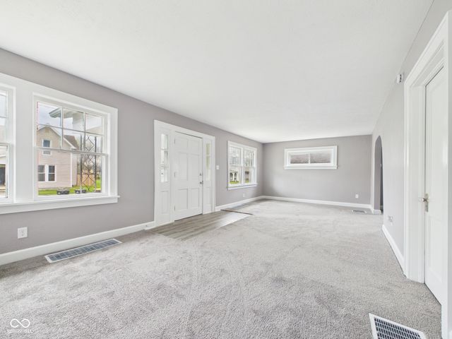1525 Noble Street, Anderson, IN 46016