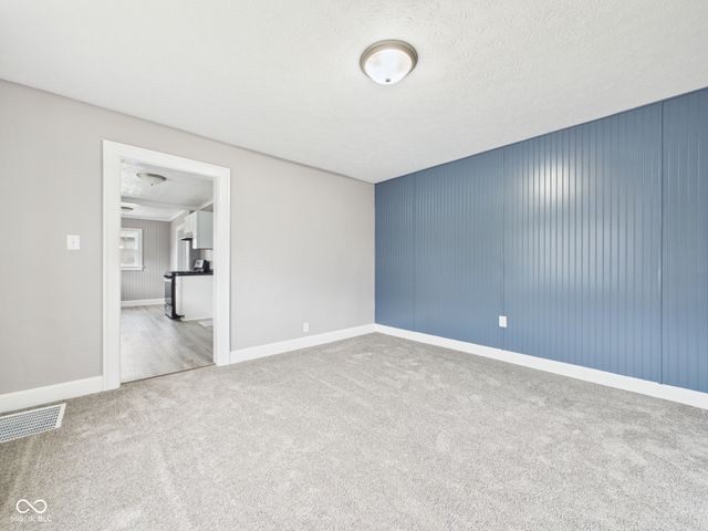 1525 Noble Street, Anderson, IN 46016