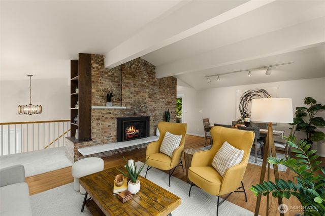 8805 SE 39th Street, Mercer Island, WA 98040