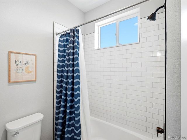 762 Delechant Dr, Erie, CO 80516