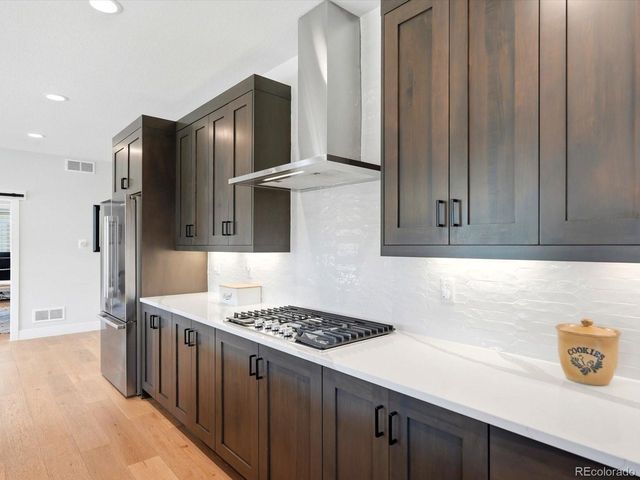 762 Delechant Dr, Erie, CO 80516