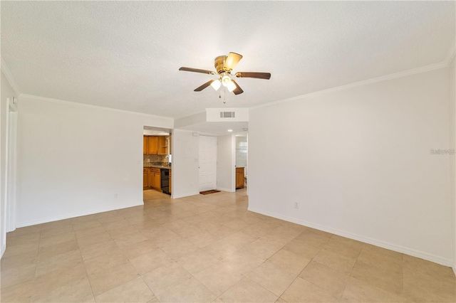 563 MIDWAY TRACK K103, Ocala, FL 34472