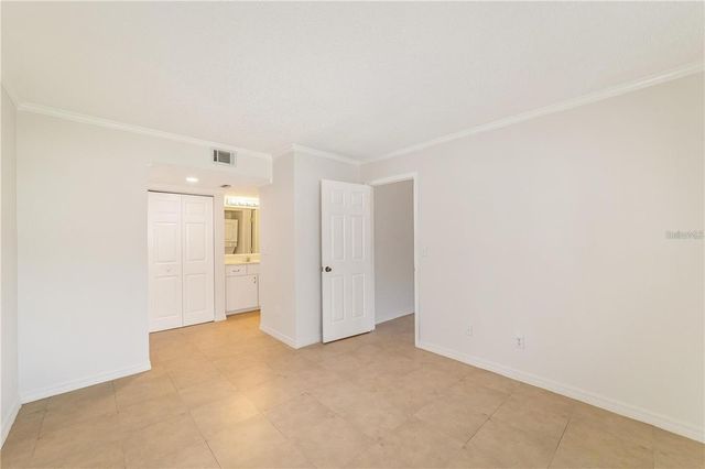 563 MIDWAY TRACK K103, Ocala, FL 34472