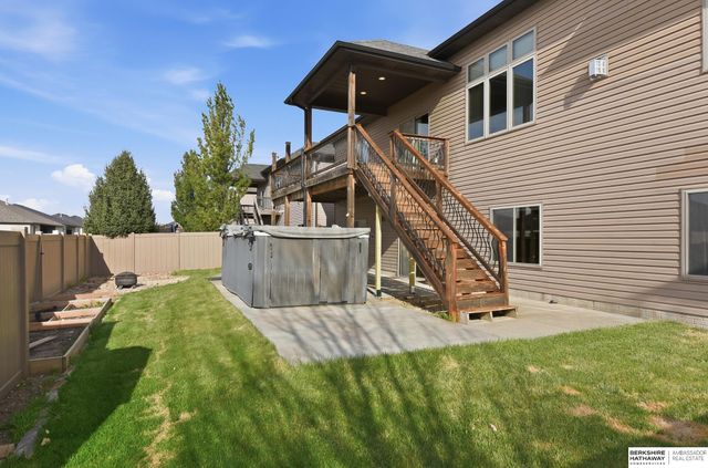 2831 Shadowbrook Drive, Lincoln, NE 68516