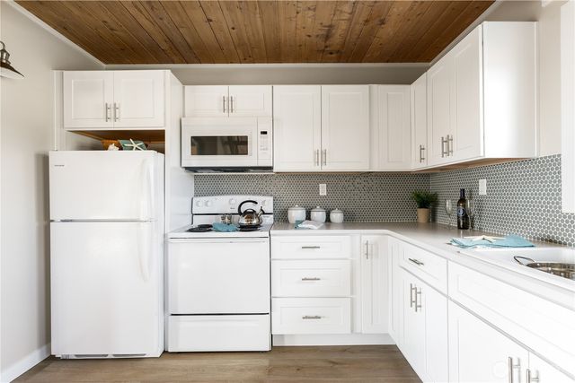 238 Keystone Avenue, Coupeville, WA 98239