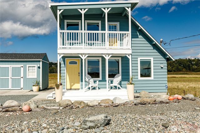 238 Keystone Avenue, Coupeville, WA 98239