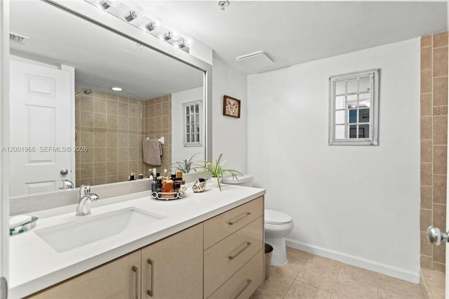 519 E Sheridan St 3062, Dania Beach, FL 33004