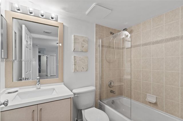 519 E Sheridan St 3062, Dania Beach, FL 33004