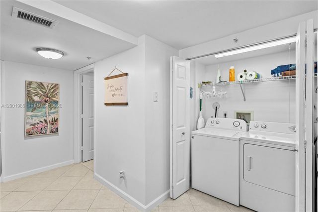 519 E Sheridan St 3062, Dania Beach, FL 33004