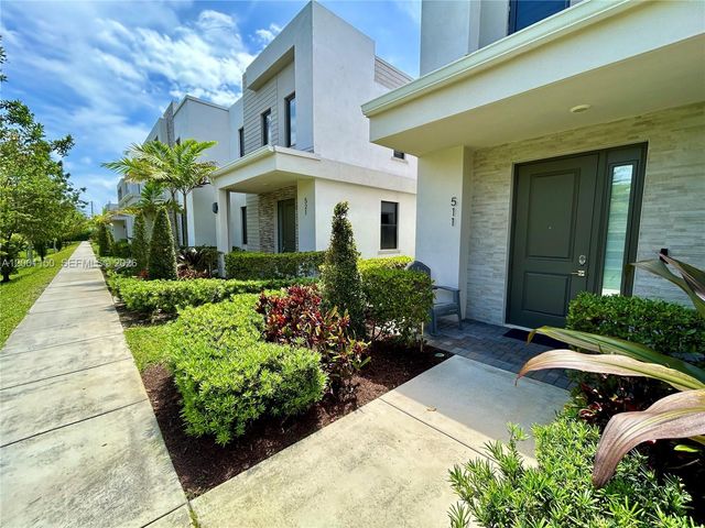 511 NW 17th St 511, Fort Lauderdale, FL 33311