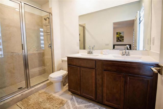 511 NW 17th St 511, Fort Lauderdale, FL 33311