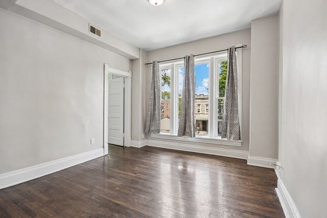 1914 S Hamlin Avenue, Chicago, IL 60623
