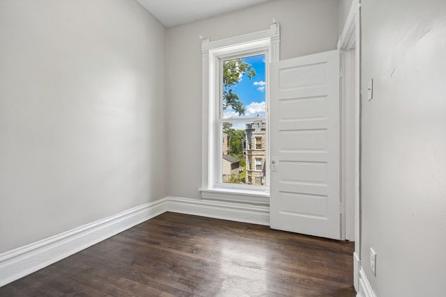 1914 S Hamlin Avenue, Chicago, IL 60623