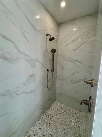 4 Josiah Path, Falmouth, MA 02540