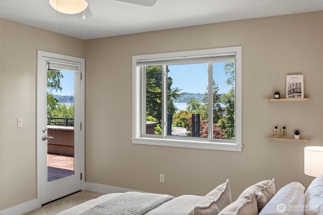 3225 W Mercer Way, Mercer Island, WA 98040