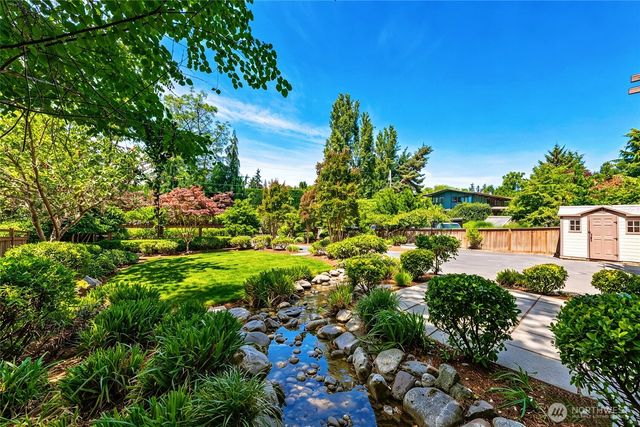 3225 W Mercer Way, Mercer Island, WA 98040
