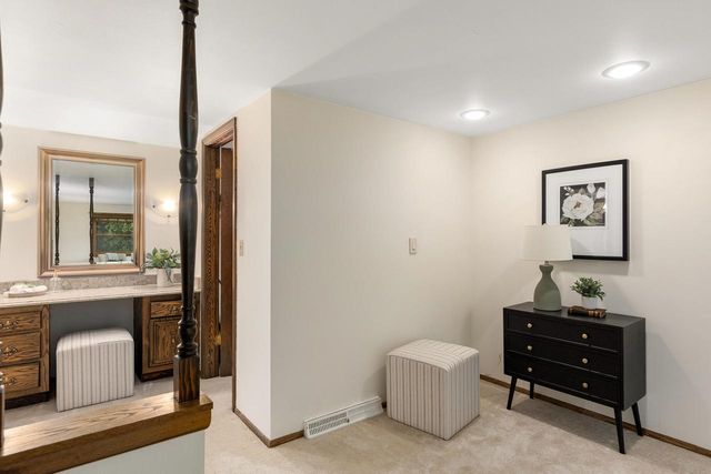 S64W12622 Tennyson LANE, Muskego, WI 53150