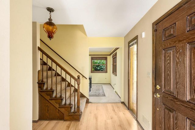S64W12622 Tennyson LANE, Muskego, WI 53150
