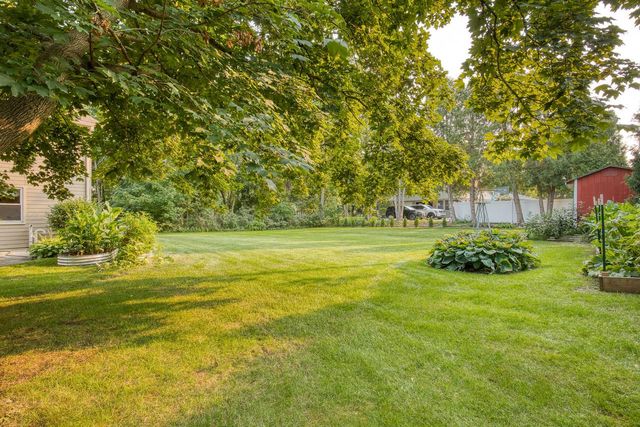 S64W12622 Tennyson LANE, Muskego, WI 53150