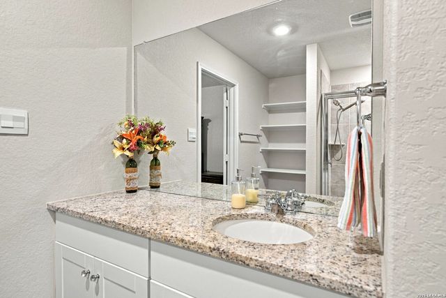 10503 Pinova, San Antonio, TX 78252