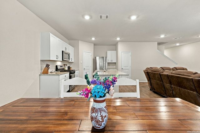 10503 Pinova, San Antonio, TX 78252