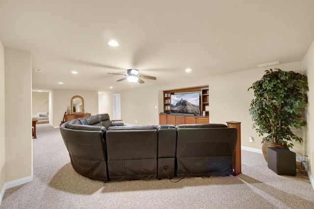 1626 Truchard Court, Crown Point, IN 46307