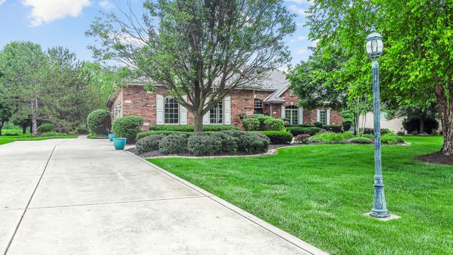 1626 Truchard Court, Crown Point, IN 46307