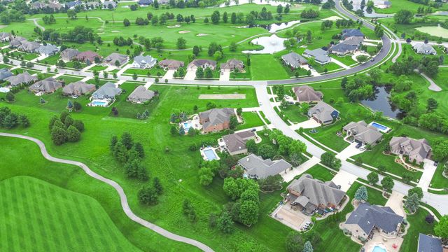 1626 Truchard Court, Crown Point, IN 46307