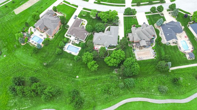 1626 Truchard Court, Crown Point, IN 46307