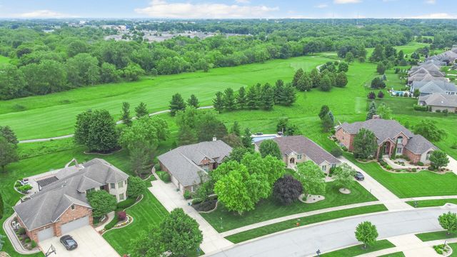 1626 Truchard Court, Crown Point, IN 46307