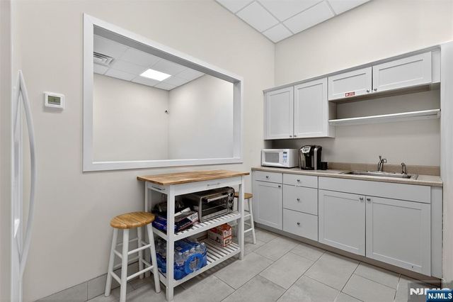 291 Crooks Avenue, Clifton, NJ 07011