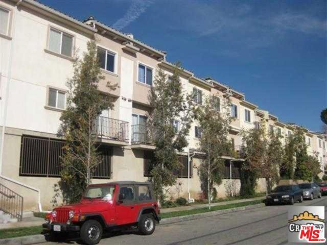 12375 Osborne Place 13, Pacoima (los Angeles), CA 91331