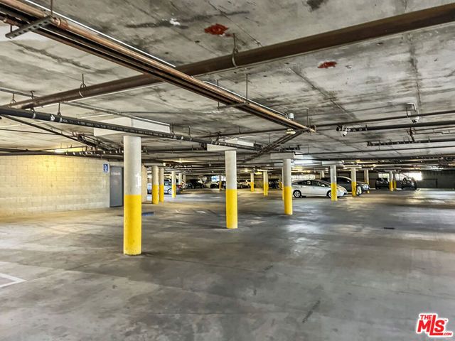 12375 Osborne Place 13, Pacoima (los Angeles), CA 91331