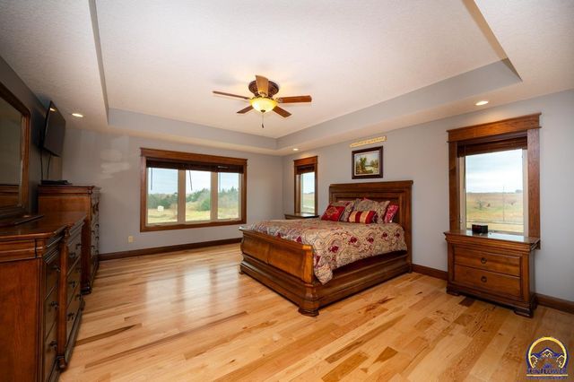 7630 SE Berryton RD, Berryton, KS 66409