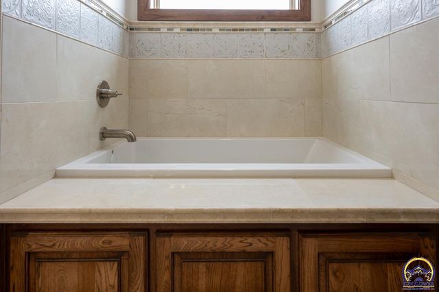 7630 SE Berryton RD, Berryton, KS 66409