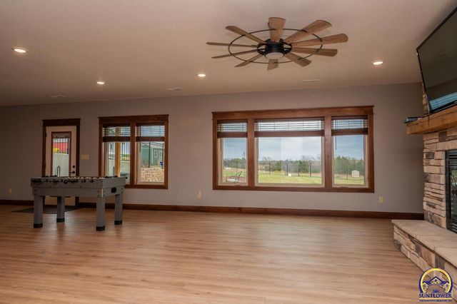 7630 SE Berryton RD, Berryton, KS 66409