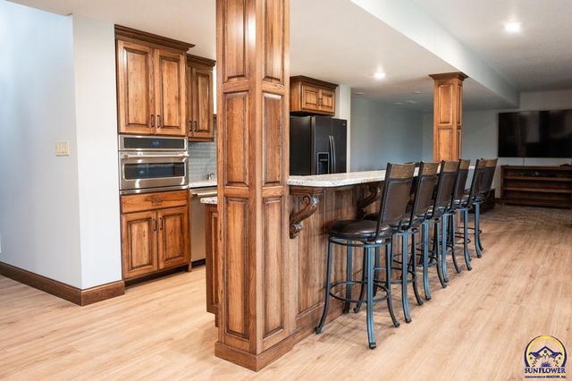 7630 SE Berryton RD, Berryton, KS 66409