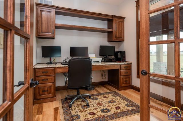 7630 SE Berryton RD, Berryton, KS 66409